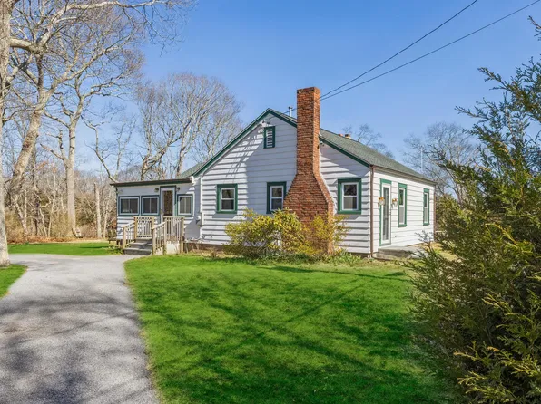 305 Bayberry Rd, Southold, NY 11971