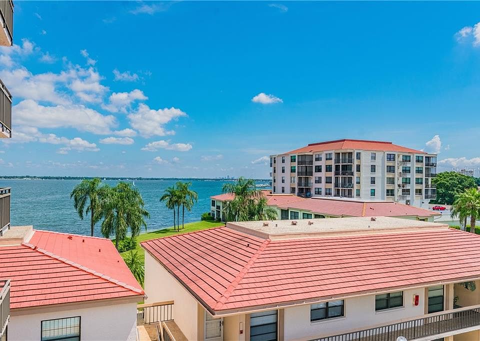 1st image of 6211 Sun Blvd APT 403