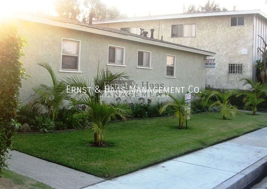 1st image of 4506 N Lakewood Blvd