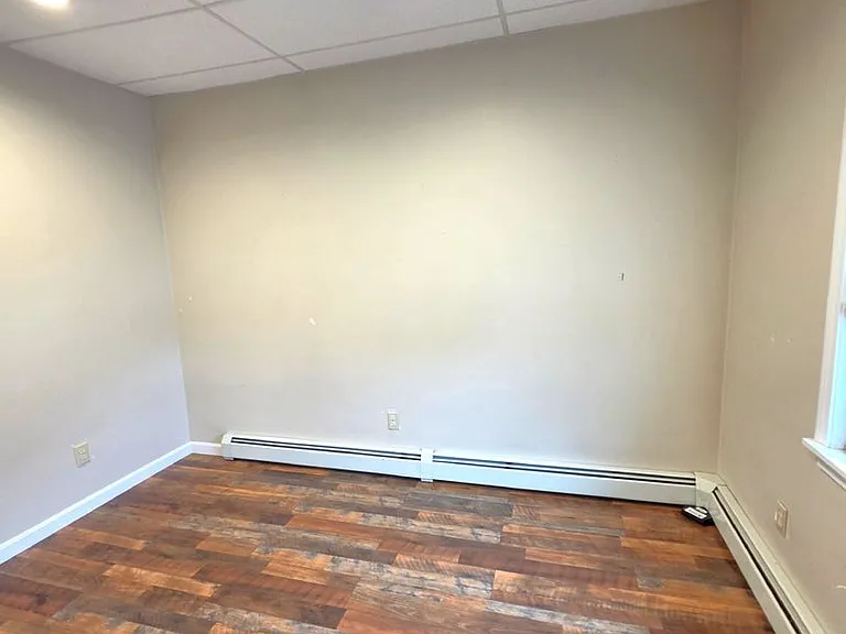 1336-1340 Cranston Street — Photo 13
