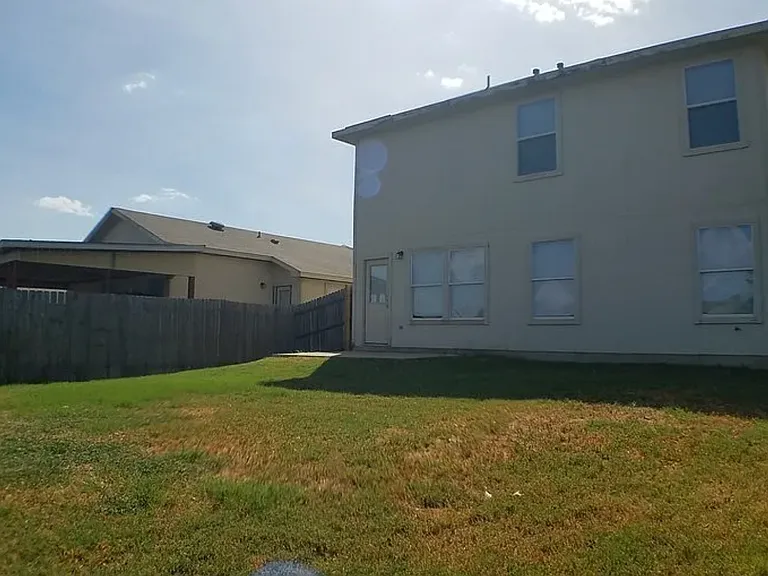 6713 Panda Royle Dr — Photo 15