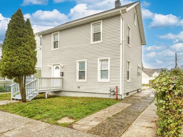 17 Covert Street, Hempstead, NY 11550