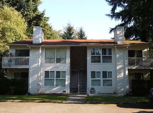 17514 NE 88th Pl APT 4, Redmond, WA 98052