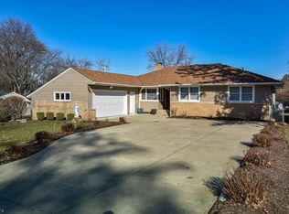 1311 Orchard Park Dr, Rocky River, OH 44116