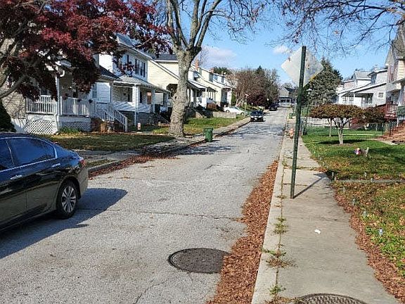 4th image of 6504 Rosemont Ave