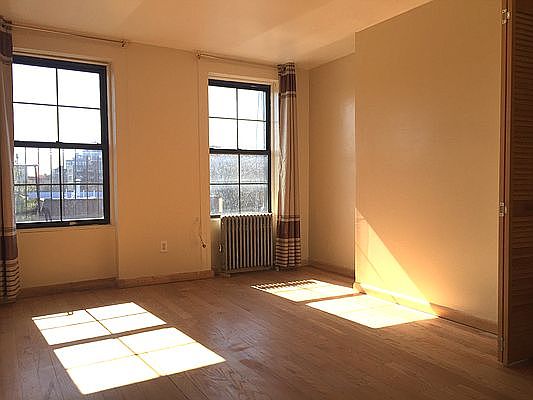 1st image of 207 Johnson Ave APT 4L