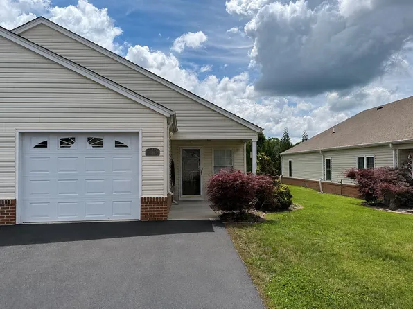 1413 Lodge Pine Walk #1413, Kingsport, TN 37660