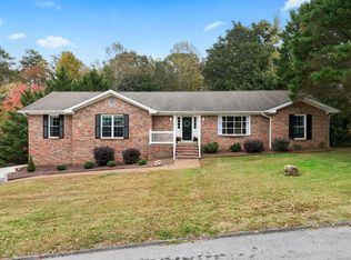 1219 King Arthur Rd, Chattanooga, TN 37421