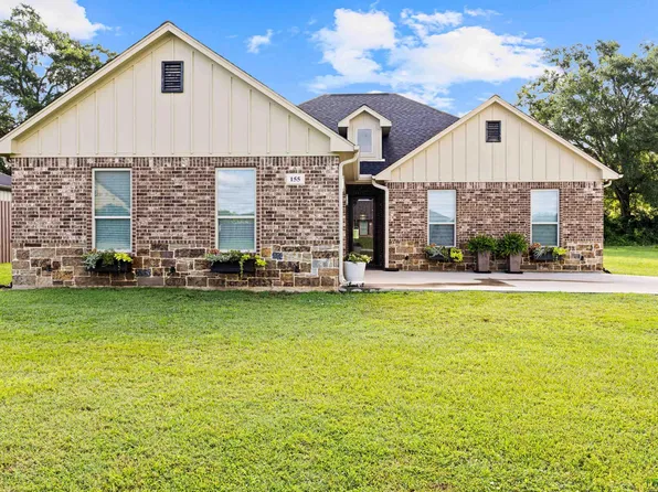 155 Corinne Way, Tatum, TX 75691