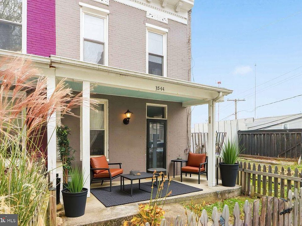 1st image of 3544 Ash St