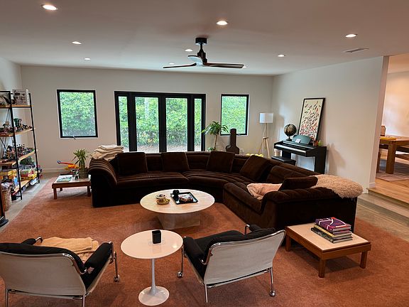 2nd image of 4119 Aralia Rd