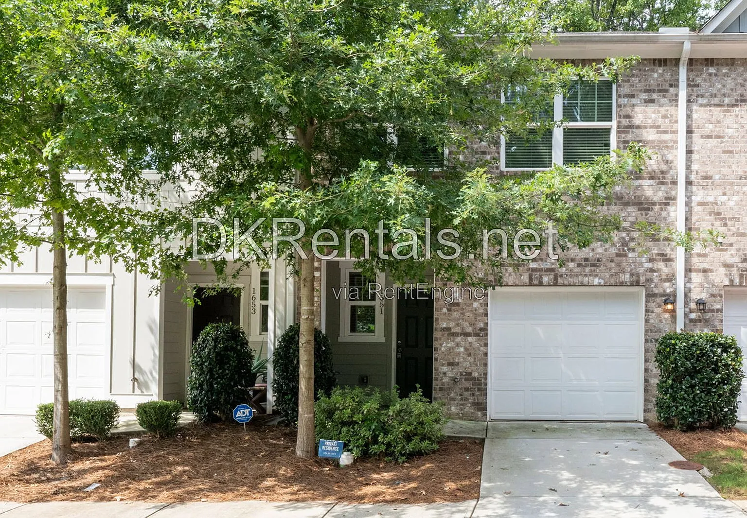 3 bed, 2.5 bath, 1386 sqft, $1,950 — Photo 1