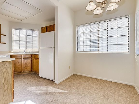 5th image of 930 N Mesa Dr Unit 2058