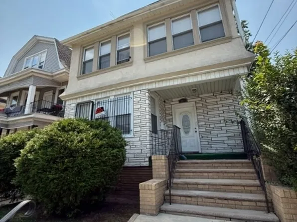 86 Mapes Ave, Newark City, NJ 07112