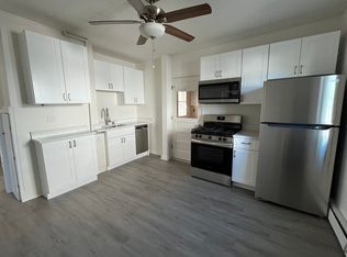 41 Campaw St, Lowell, MA 01850