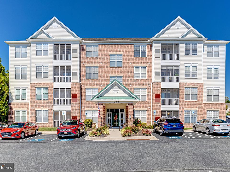 1st image of 1603 Martha Ct Unit 404
