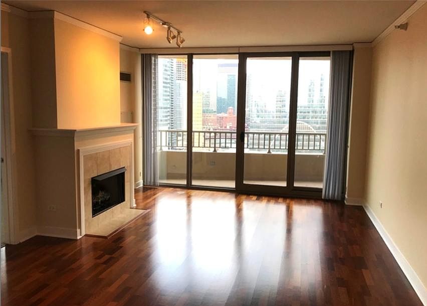 1st image of 200 N Jefferson St APT 1707