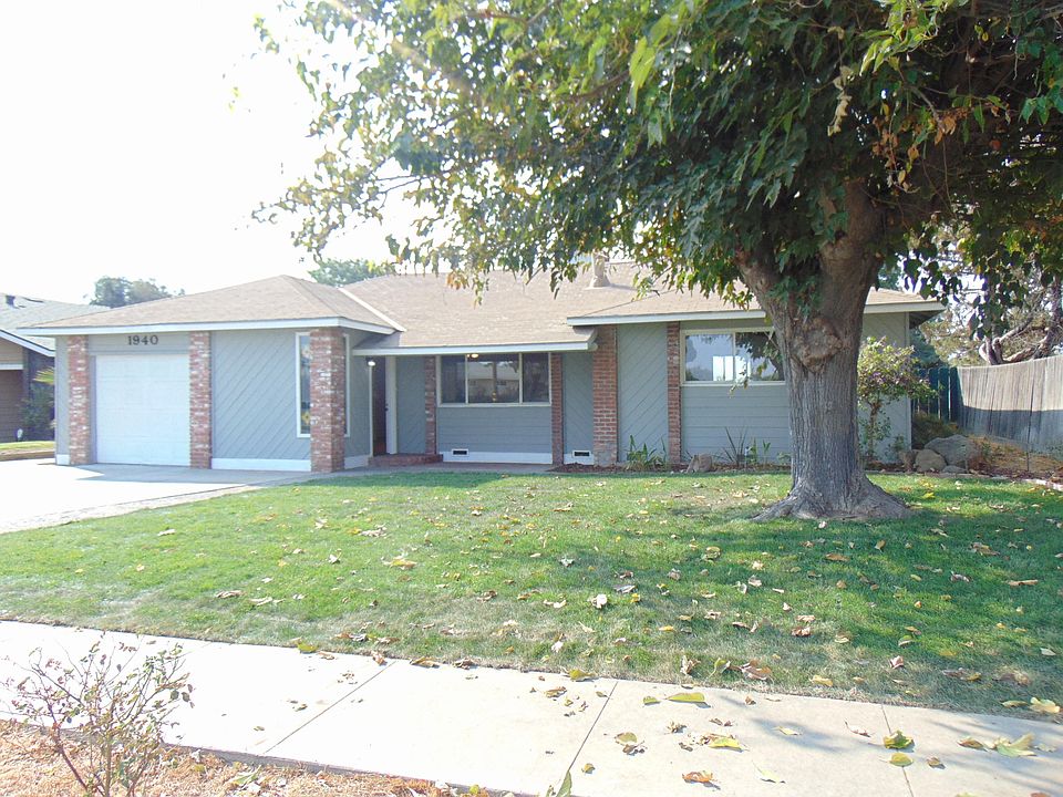 1st image of 1940 N Woodridge Way