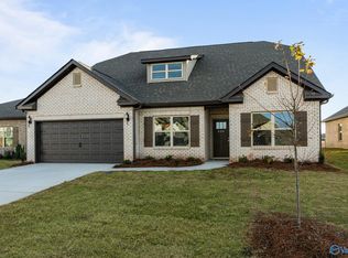 Bennington Saddle St, New Market, AL 35761