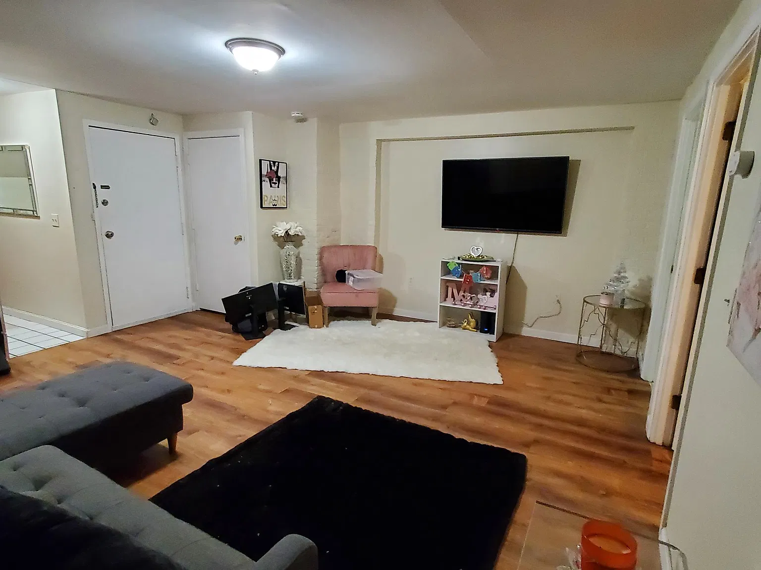 1 bed, $1,300 — Photo 1