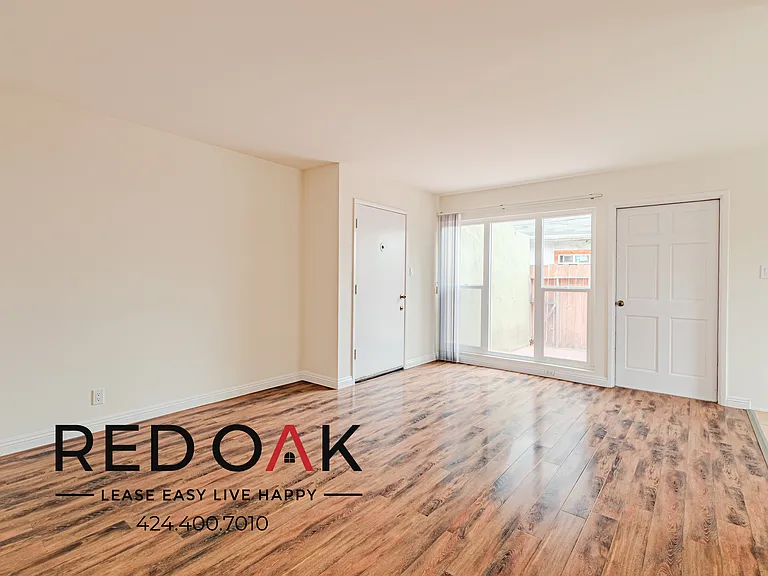 712 N Ardmore Ave #4 — Photo 7