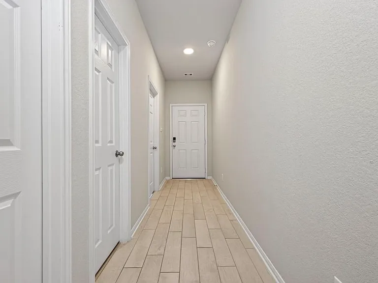 2122 Artic Loon Dr — Photo 4