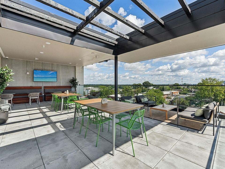 6th Floor Patio