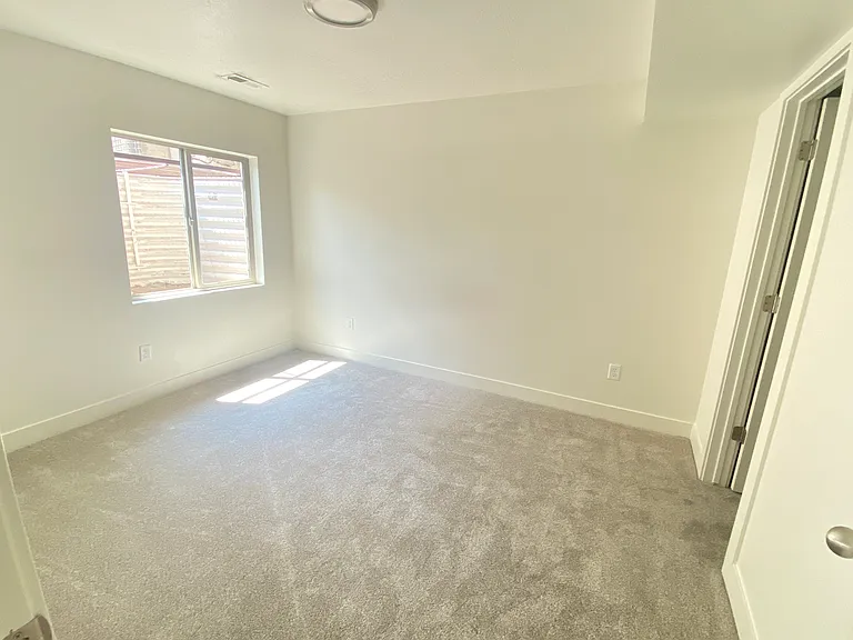 127 W Harvest Village Ln #1B1B — Photo 3