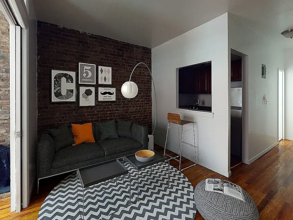 251 W 26th St #5B