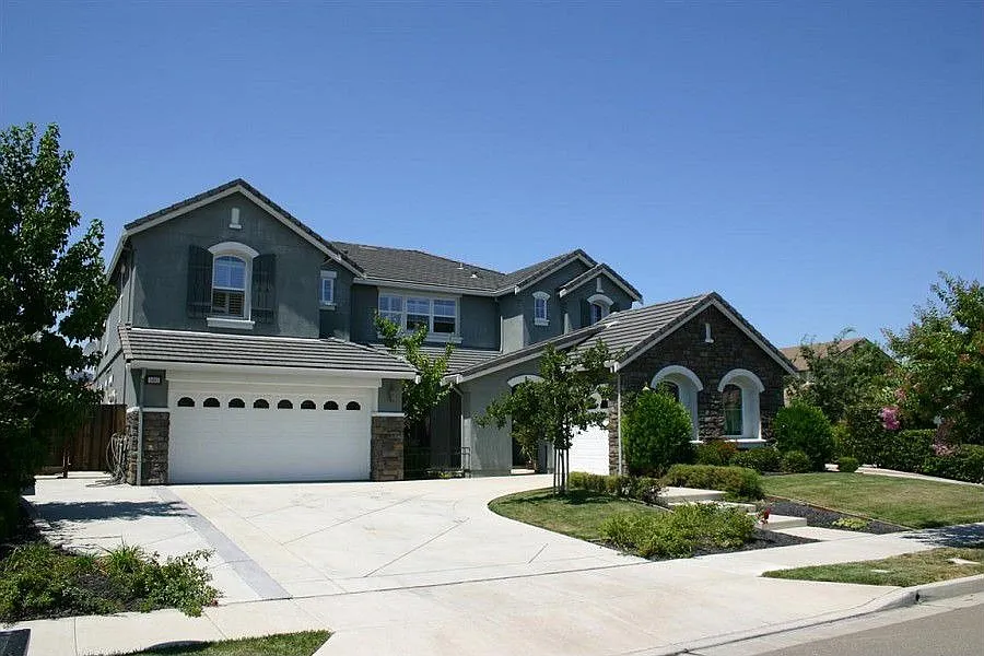 1893 Fiorita Way photo 1