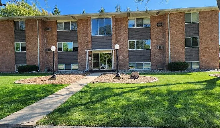 4955 Century Dr #5 — Photo 25