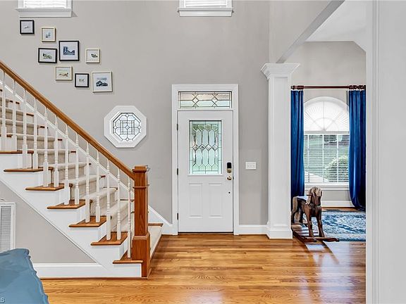 4th image of 309 Pearce Dr