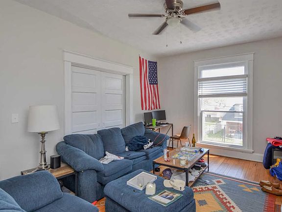 3rd image of 4001 S Jefferson Ave #2