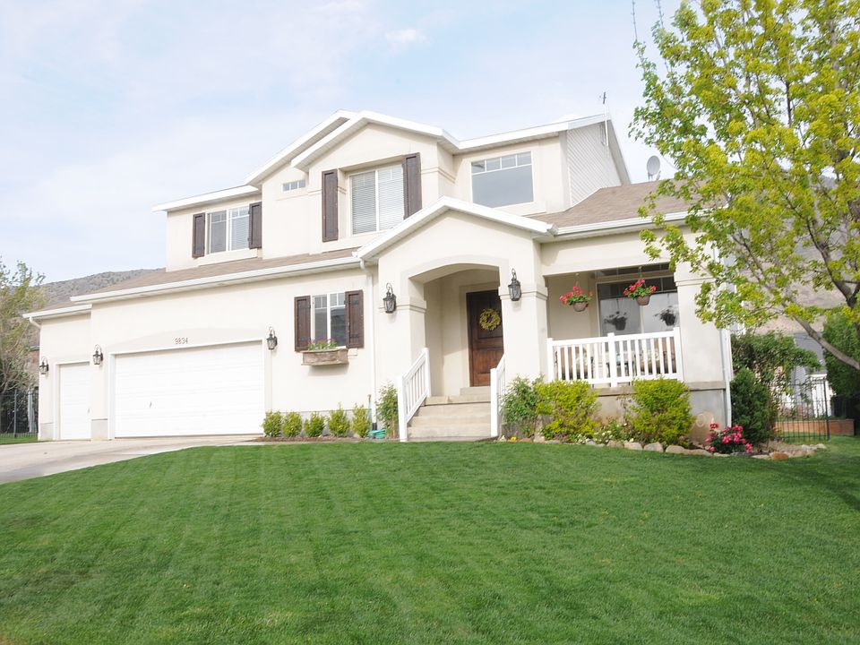 1st image of 9834 N Manila Cir