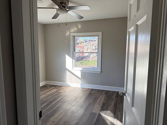 4th image of 2023 E Locust St