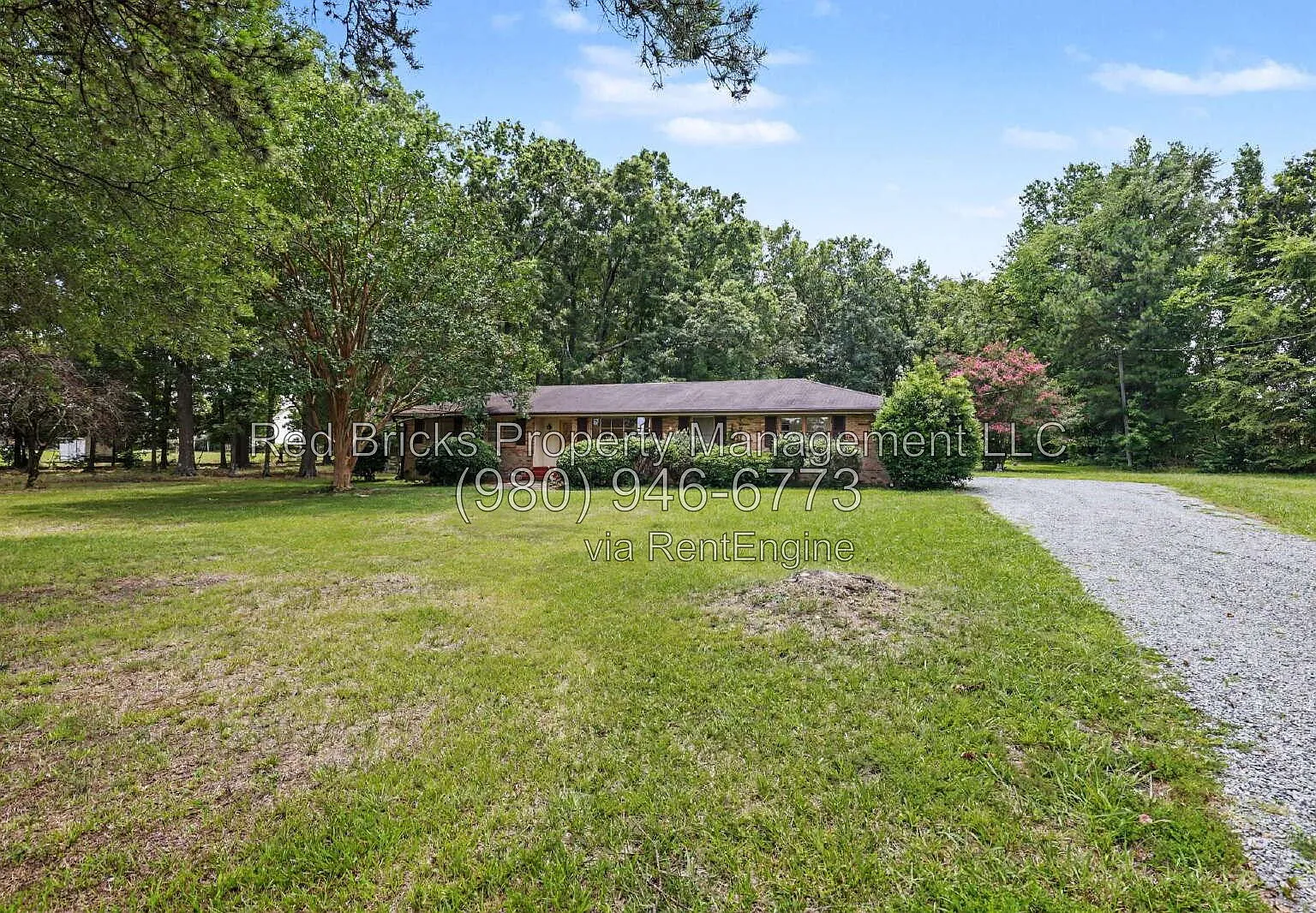 3 bed, 2.5 bath, 1636 sqft, $2,200 — Photo 1