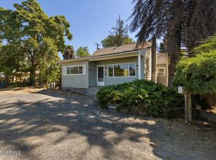 1017 W Viola Ave, Yakima, WA