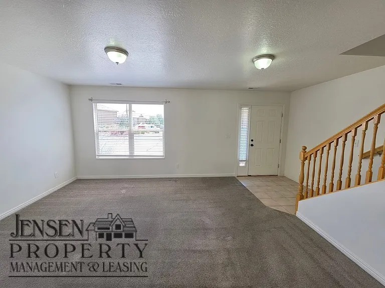 3155 S Hidden Valley Dr #105 — Photo 9