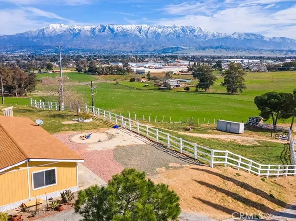 14250 Howe Pl, Beaumont, CA 92223