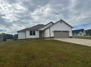152 Allyson Cir, Junction City, KY 40440