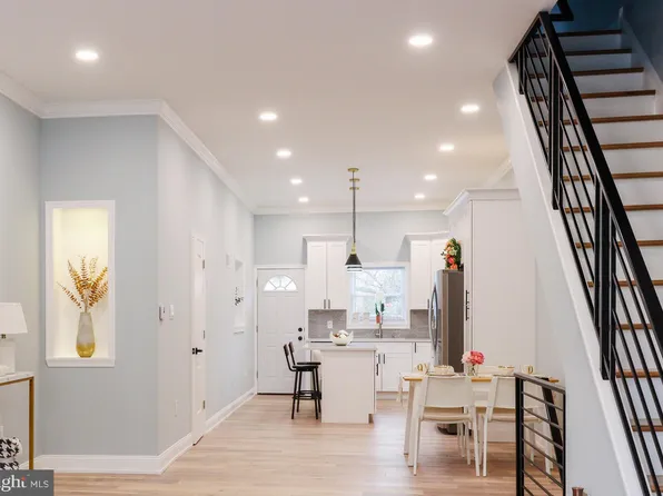 1609 Jackson St, Philadelphia, PA 19145