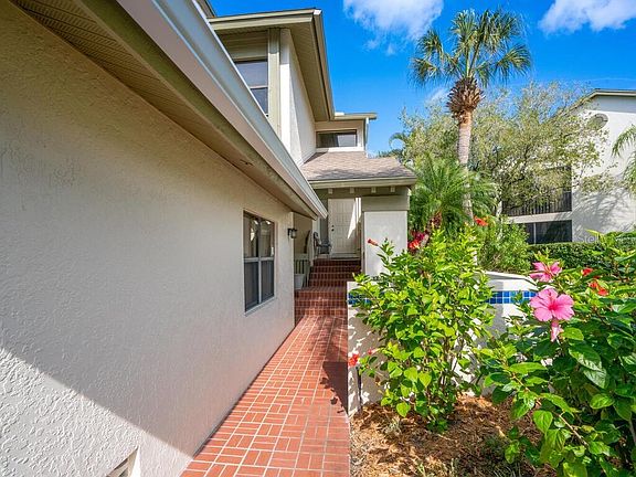 5th image of 1700 Starling Dr #204