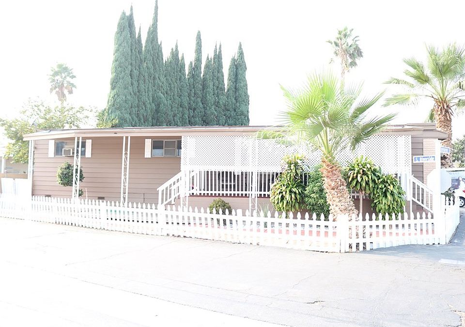 1st image of 12700 Elliot Ave #234
