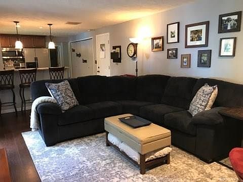 3rd image of 1008 Derringer Dr