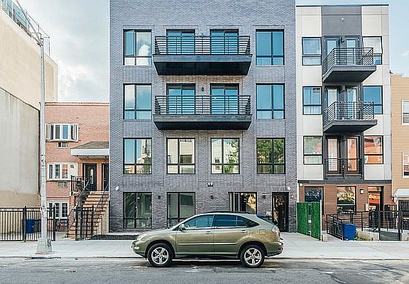 4th image of 1183 Gates Ave #1J