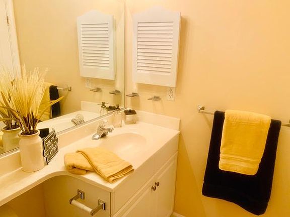 4th image of 4100 Ebb Tide Ln APT 205