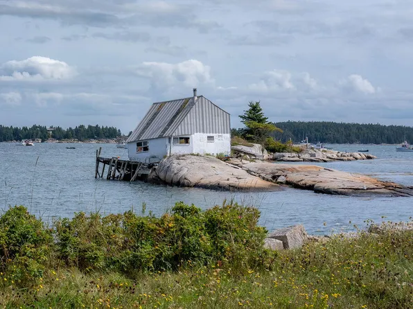 00 Honks Island, Stonington, ME 04681