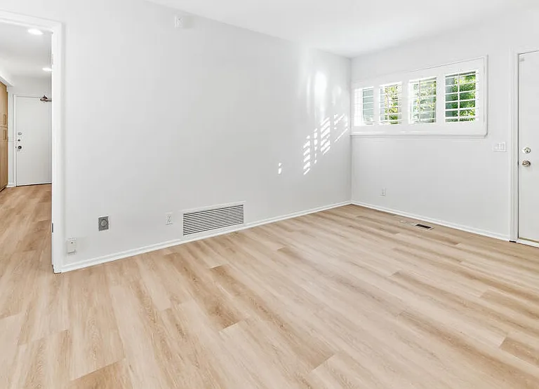 8900 Alto Cedro Dr — Photo 23