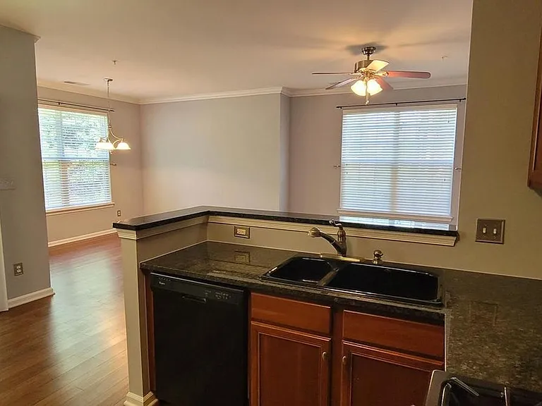 43840 Hickory Corner Ter #114 — Photo 6
