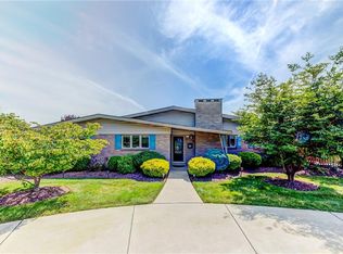 4971 Parkvue Dr, Pittsburgh, PA 15236